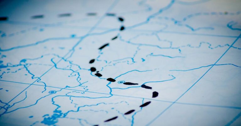 mapa w transporcie morskim